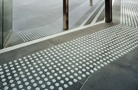 //jlrorwxhjnqplr5p-static.micyjz.com/cloud/pkBpmKmmllSRplkjlqniim/tactile-paving-strip.png